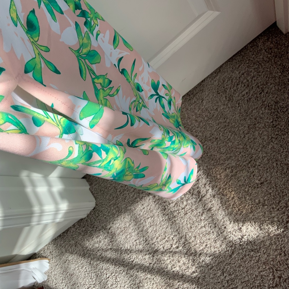 C. Wonder by Christian Siriano Pink with Bold Green Leaf Print Jumpsuit - Picture 5 of 7